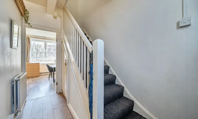 Недвижимость Elim Estate, Weston Street: 9