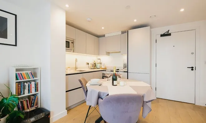Недвижимость King Street, Acton: 7