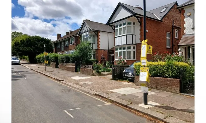 Недвижимость Longstone Avenue: 7