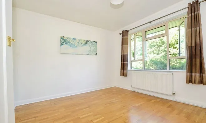Недвижимость Longstone Avenue: 13