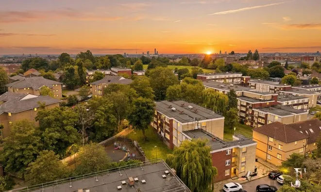 Недвижимость Comber Close, London, Greater: 7
