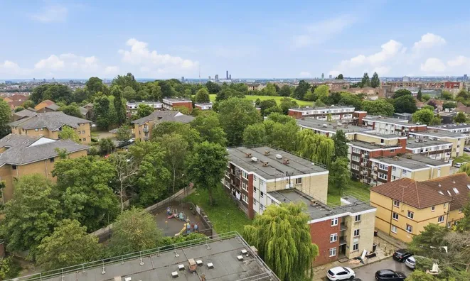 Недвижимость Comber Close, London, Greater: 8