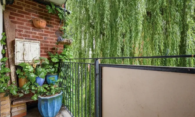 Недвижимость Comber Close, London, Greater: 10