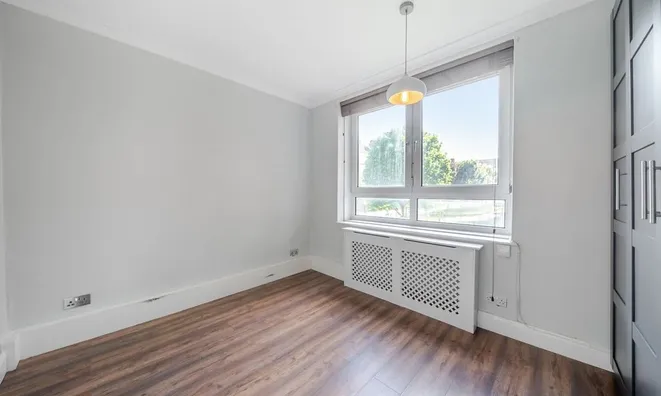 Недвижимость Kinglake Estate, Walworth: 2