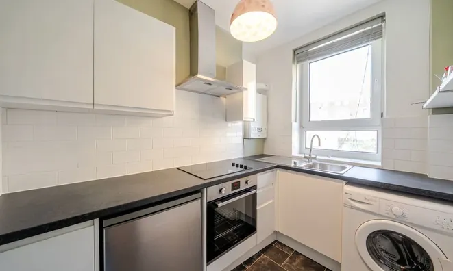 Недвижимость Kinglake Estate, Walworth: 9