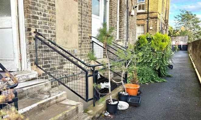 Недвижимость Talgarth Road: 10