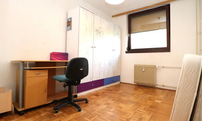 Недвижимость Apartment, 2-room Dravle: 2