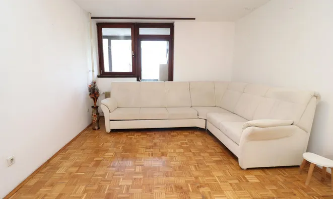 Недвижимость Apartment, 2-room Dravle: 6