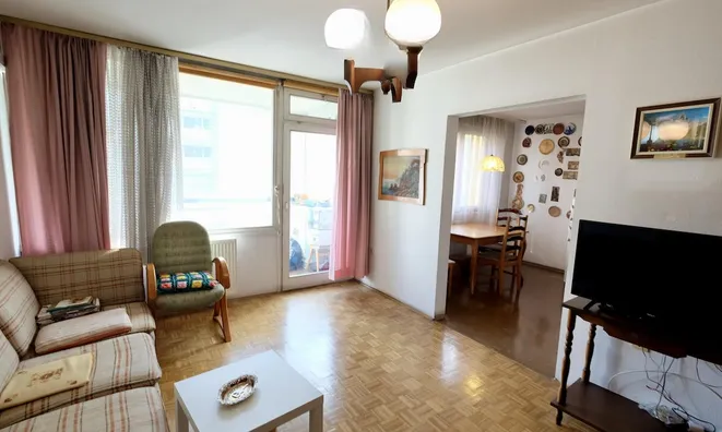 Недвижимость Two-room apartment Dravle: 1