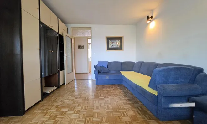Недвижимость Three-room apartment Dravle: 2
