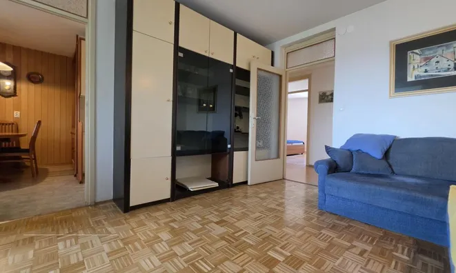 Недвижимость Three-room apartment Dravle: 3