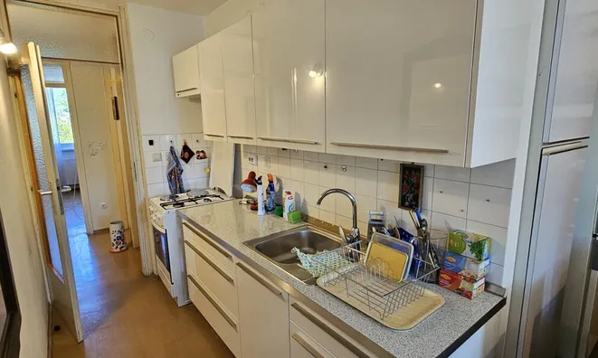 Недвижимость Apartment, 3-room Drahve: 6