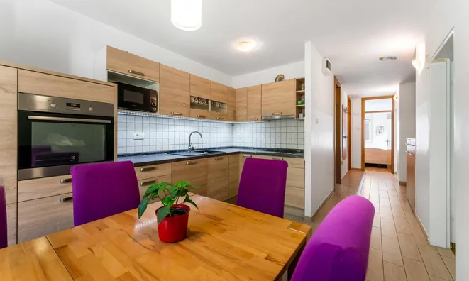 Недвижимость Four-room apartment: 2
