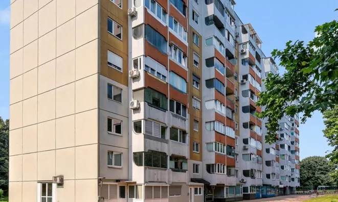 Недвижимость Four-room apartment: 24