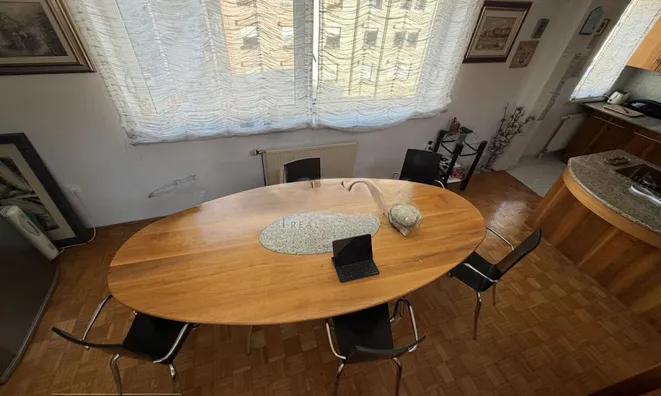 Недвижимость Apartment, 5+ rooms, Bezigrad: 5