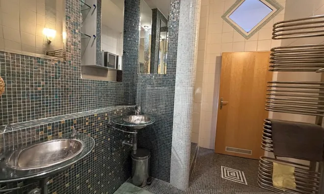 Недвижимость Apartment, 5+ rooms, Bezigrad: 9