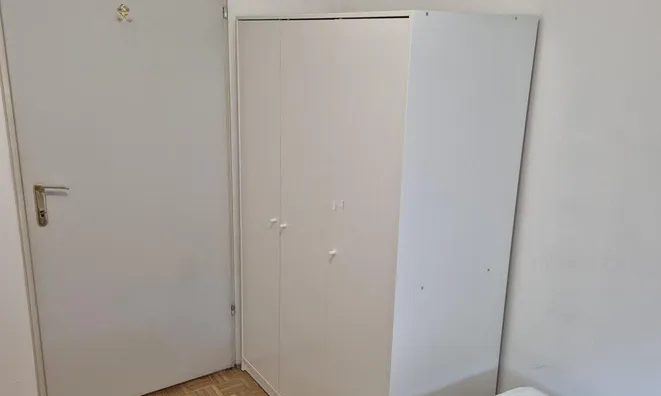 Недвижимость Apartment 2.5 rooms Bežigrad: 8