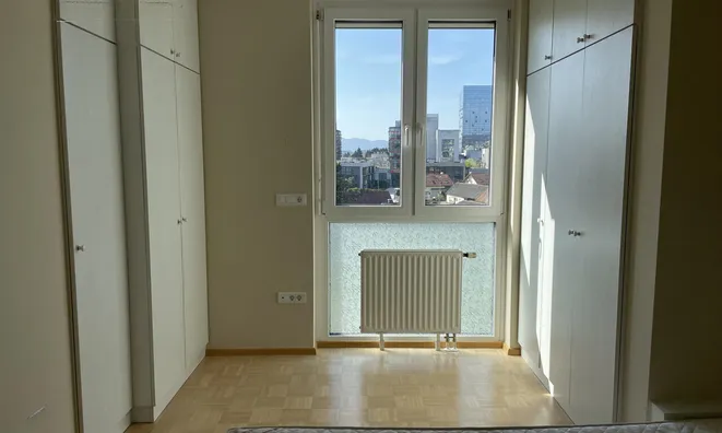 Недвижимость 3-room apartment in New Bežigrad: 11