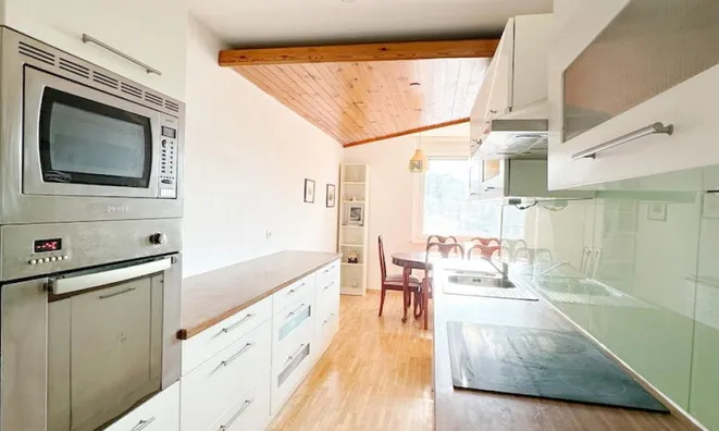 Недвижимость Three-room apartment Bežigrad: 9