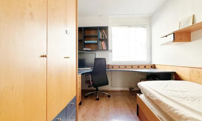 Недвижимость Three-room apartment Bežigrad: 12