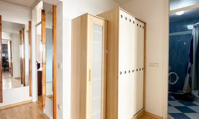 Недвижимость Three-room apartment Bežigrad: 18