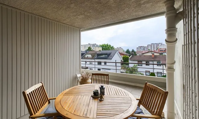 Недвижимость Three-room apartment Bežigrad: 1