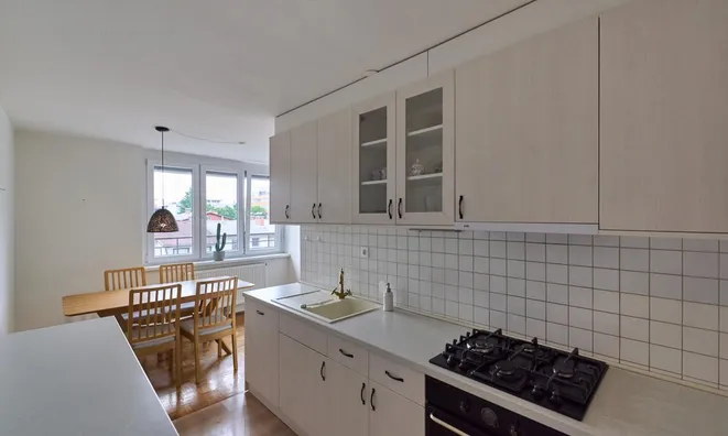 Недвижимость Three-room apartment Bežigrad: 7