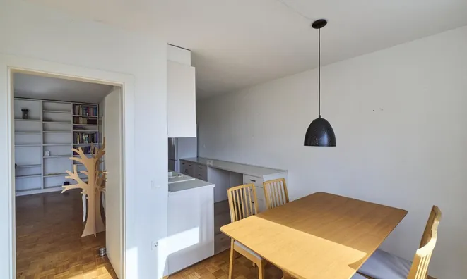 Недвижимость Three-room apartment Bežigrad: 15