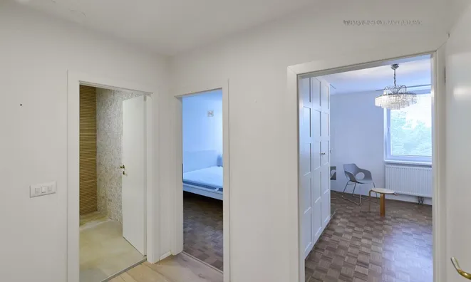 Недвижимость Three-room apartment Bežigrad: 24