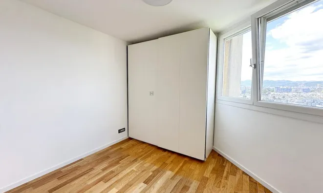 Недвижимость Apartment in the center of Ljubljana: 14