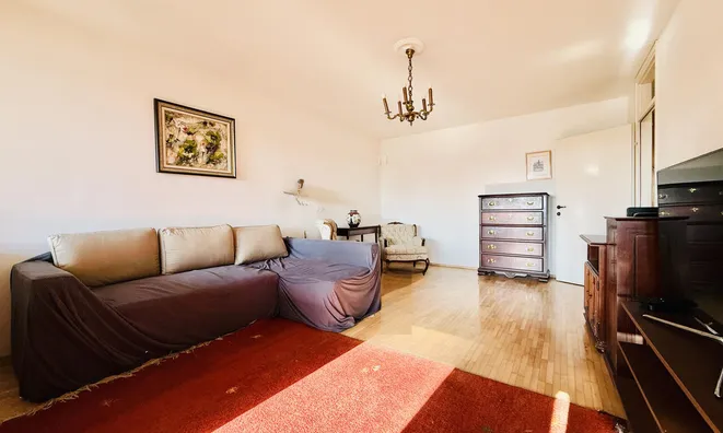 Недвижимость Three-room apartment Bežigrad: 3