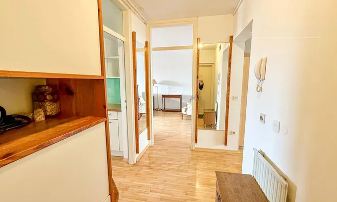 Недвижимость Three-room apartment Bežigrad: 4