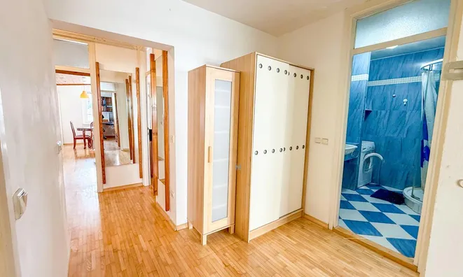 Недвижимость Three-room apartment Bežigrad: 8