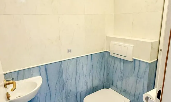 Недвижимость Three-room apartment Bežigrad: 13