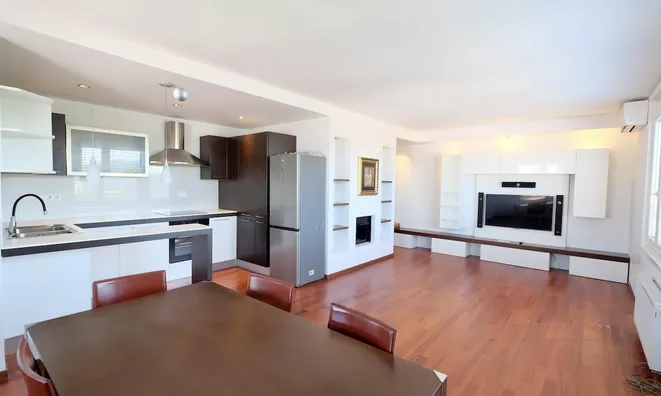 Недвижимость 2.5-room apartment in Bežigrad: 1