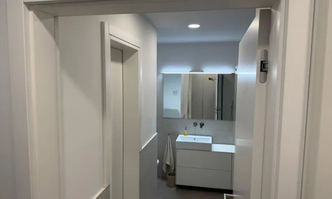 Недвижимость Apartment, 2-room. Ljubljana, Bežigrad: 4
