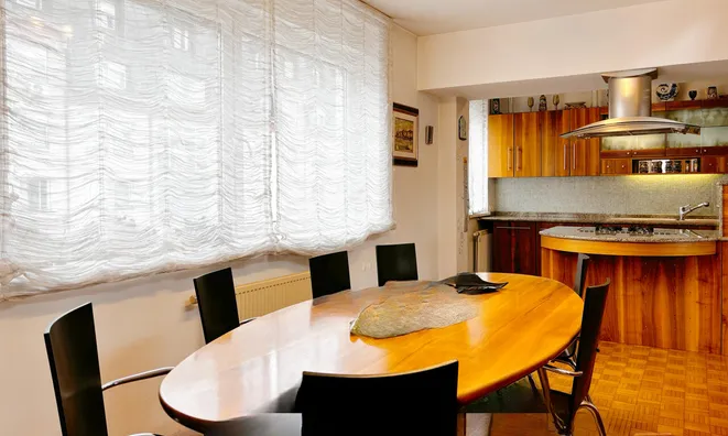 Недвижимость Apartment, 5+ rooms, Bežigrad: 3