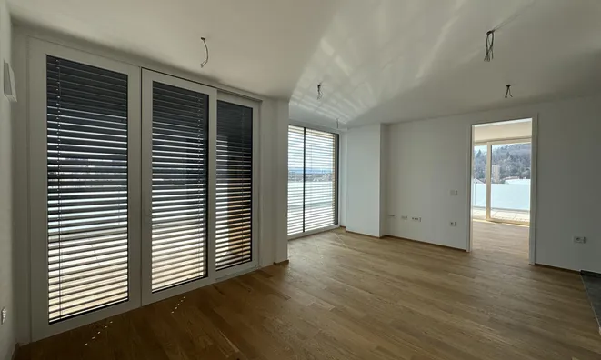 Недвижимость Apartment in Zhdanov Quarter: 2