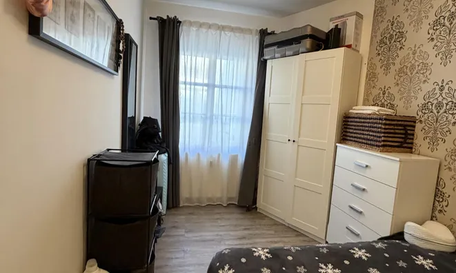 Недвижимость 1.5-room apartment in the center: 7