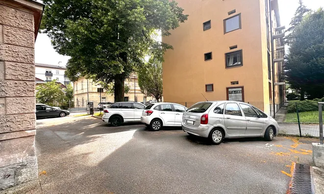 Недвижимость Apartment, 1-room, Center: 11