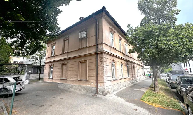 Недвижимость Apartment, 1-room, Center: 12