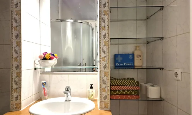 Недвижимость Two-room apartment in the center: 4