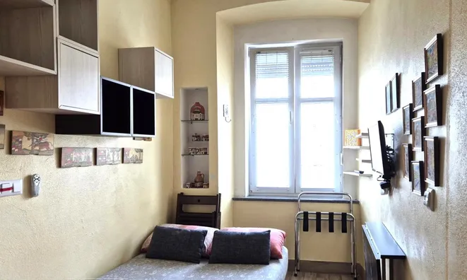 Недвижимость Two-room apartment in the center: 9