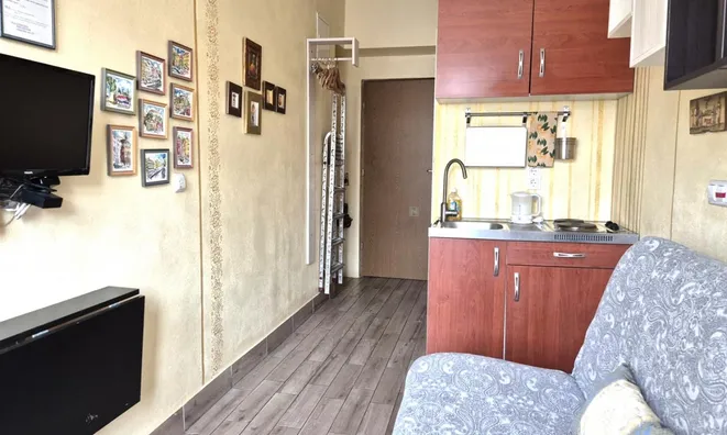 Недвижимость Two-room apartment in the center: 10