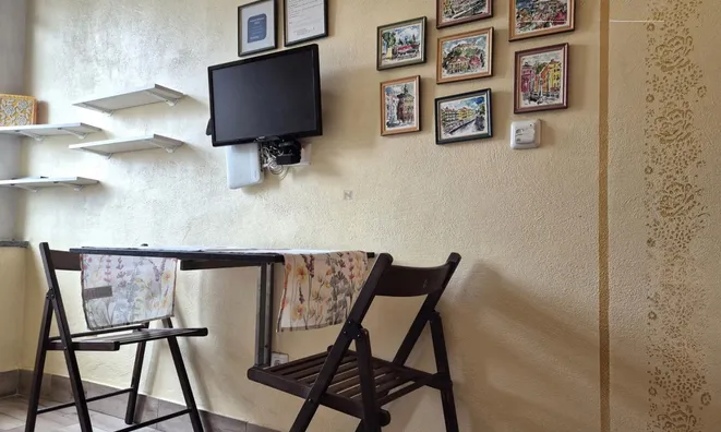 Недвижимость Two-room apartment in the center: 11