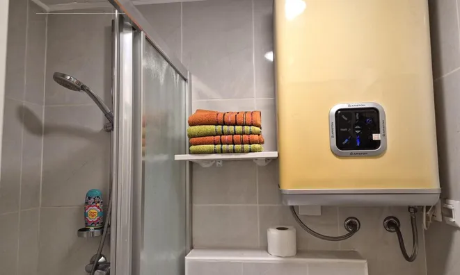 Недвижимость Two-room apartment in the center: 12