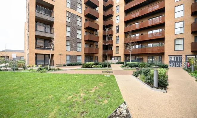 Недвижимость Tabbard Apartments, East Acton Lane: 9