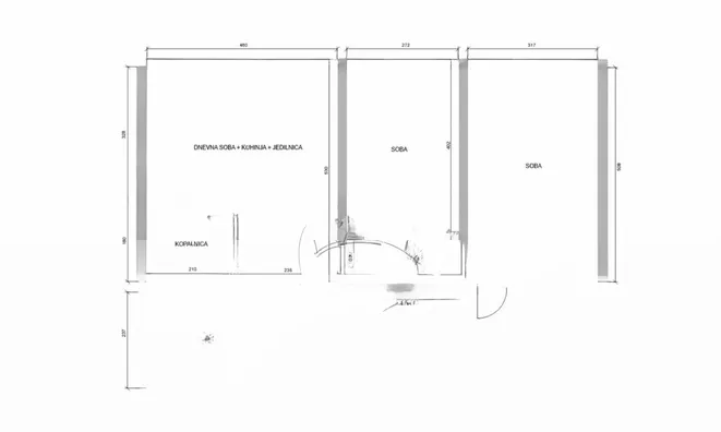 Недвижимость 2-room apartment in the center: 13