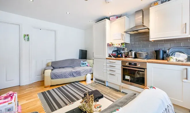 Недвижимость Wesley Avenue, Park Royal: 4