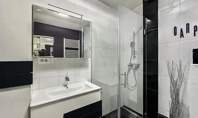 Недвижимость 1-room apartment in the center of Ljubljana: 5